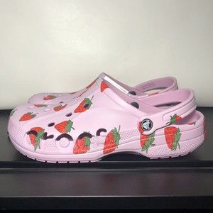 Crocs Baya Seasonal Printed Clog Womens 12 / 10M Ballerina Pink Strawberries NWT